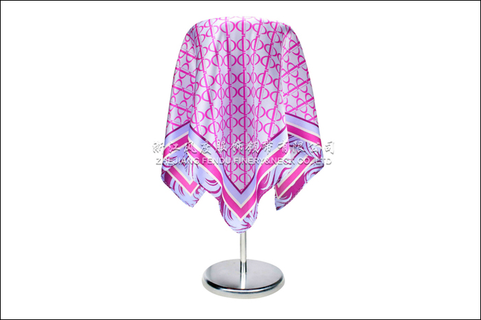 中國(guó)圖書進(jìn)出口上海公司 真絲小方巾 規(guī)格：53x53cm