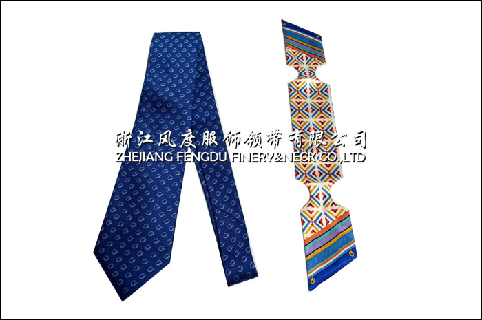 滌絲領(lǐng)帶 標(biāo)記 仿絲雙層斜角長(zhǎng)巾.jpg